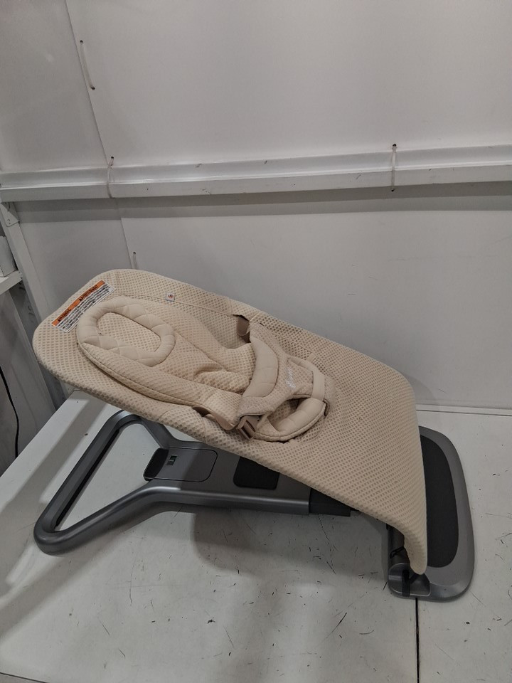 ERGOBABY EVOLVE 3-IN-1 ADJUSTABLE BOUNCER SEAT/CHAIR FOR NEWBORNS TO TODDLERS - 20LBS CAPACITY - beige (MODEL:  EVLBNCCRMMSHNA) image 4