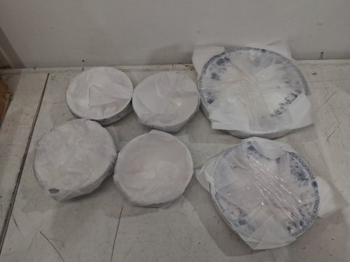 12pc LE POTOCIO  Bone China Dinnerware Set for 4 - assorted sizes - white / blue image 4