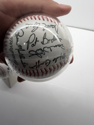 3 ASSTD MULTIPLE FASCMILE SIGNED BASEBALLS image 5