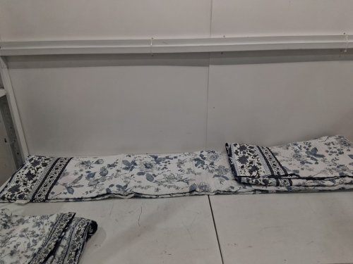 3pc oversized queen quilted comforter with pillowcases - blue/white - 92" x 96" image 2