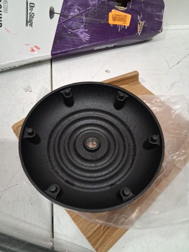 ON-STAGE ROUND BASE adjustable MIC STAND - 33" - 60" - 7-10LBS - BLACK (model : MS7201B) image 4