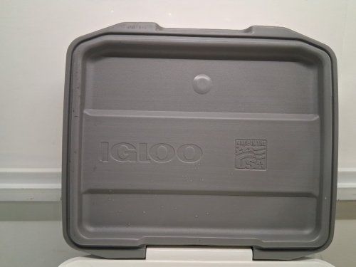 Igloo MaxCold Latitude wheeled Roller Cooler - 62qt/58L - grey/BLUE - (model: 1654526) image 5