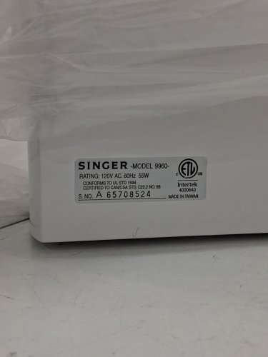 SINGER QUANTUM STYLIST 9960 COMPUTERIZED SEWING MACHINE with led light - 600 built-in Stitches - white (MODEL: 9960) image 9