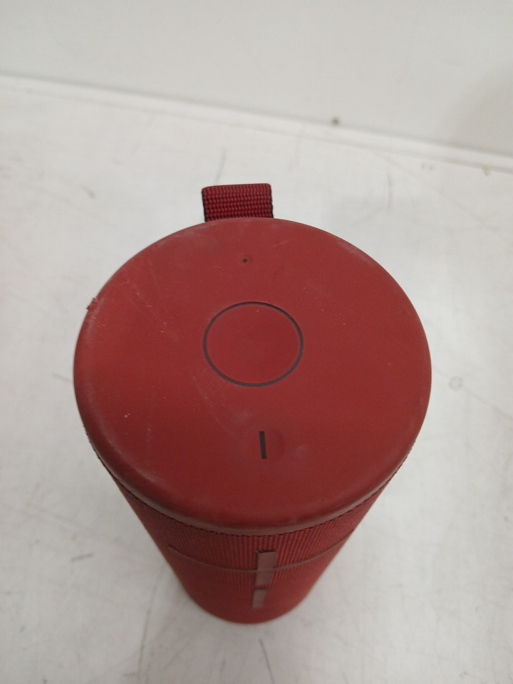 ULTIMATE EARS MEGABOOM 3 PORTABLE WATERPROOF WIRELESS BLUETOOTH SPEAKER - RED (MODEL:‎ s-00171) image 3