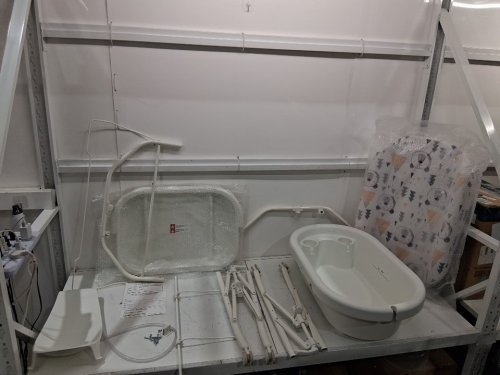 2-in-1 babyjoy Foldable change table with Bathtub storage and wheels - 41" x 18" x 32" - white (model: N-220C) image 3