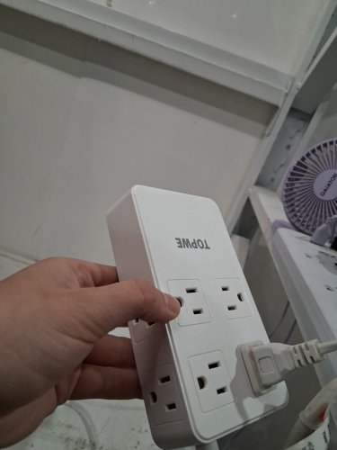TOPWE SURGE PROTECTOR Extension Cord with 8 Outlets and 4 usb plug ins - 10 Ft - white (model: TC242-2C2U-100WJ) image 3