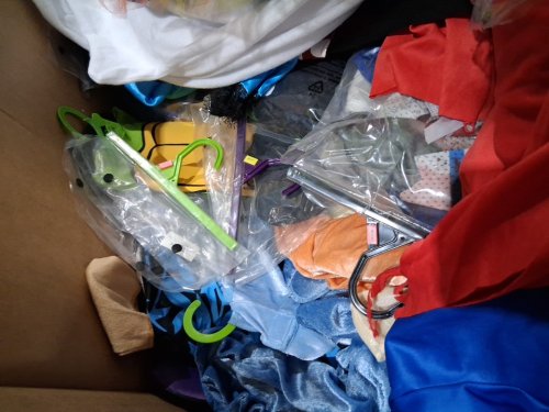 assorted MIXED item Halloween costume MYSTERY PALLET - VARIOUS costumes - aprox 150+ (PALLET #2) image 10