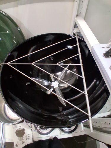 WEBER ORIGINAL PREMIUM KETTLE CHARCOAL GRILL - 22" - green (MODEL:14407001) image 4