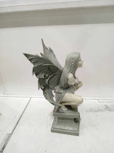 Design Toscano Celtic Fairy's Perilous Perch Outdoor Garden Statue - 19" - grey (model: cl5047) image 6