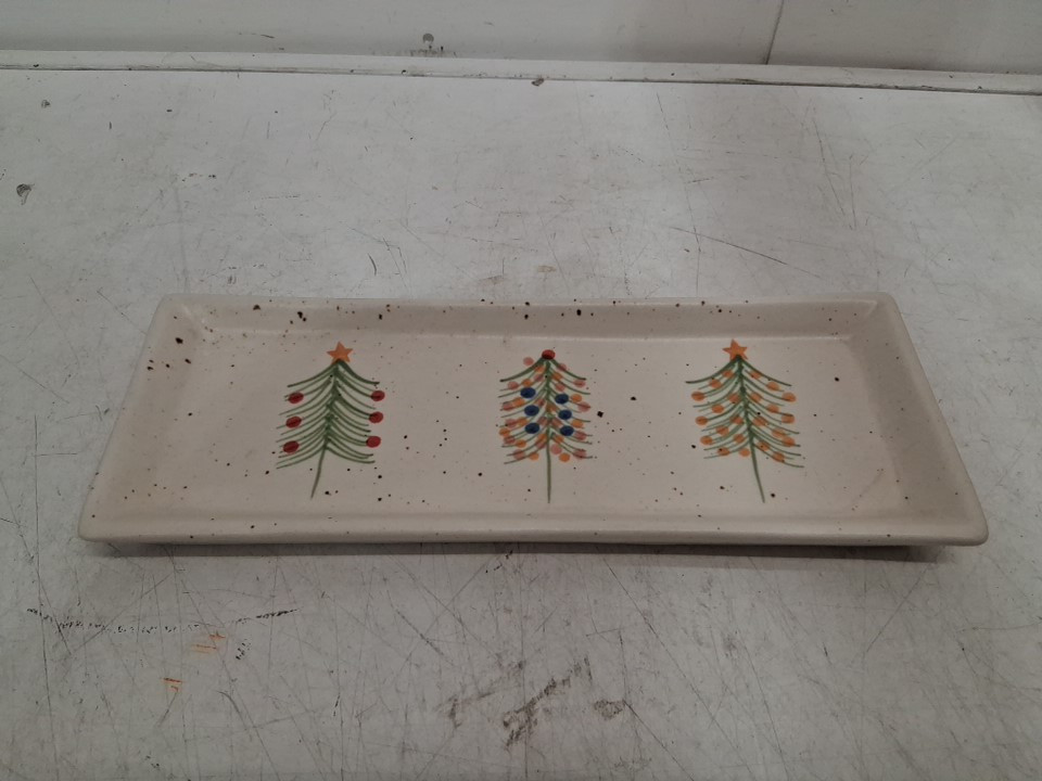 Creative Co-Op Hand-painted stoneware plate - 12" - Speckled/Christmas trees/White (Model: XS5688) image 2
