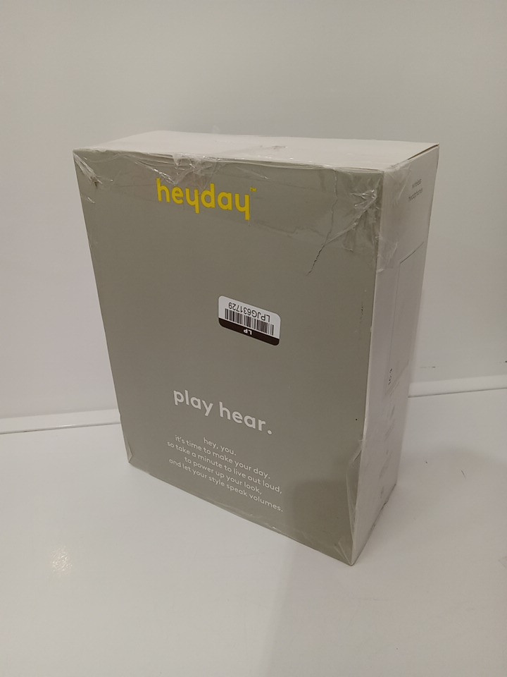 Heyday Wireless Bluetooth Headphones with 3.5mm aux cable - candy pink (Model: 008 07 0559) image 3