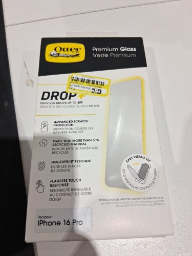OtterBox iPhone 16 PRO Premium antimicrobial, anti-scratch protection Glass screen protector image 2