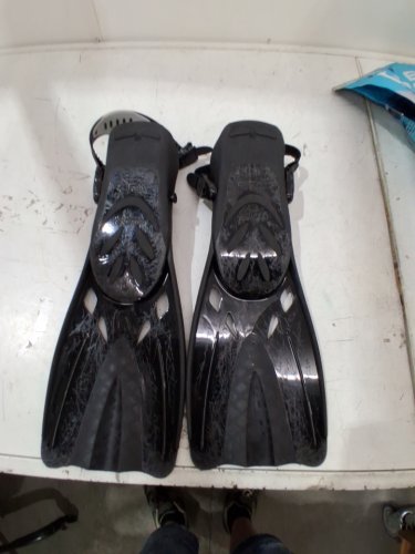 unisex adult blue by cressi short adjustable snorkeling swim fins with ultra resistant buckles -large - Mens: 9-13 ,Womens: 10-14 - black image 3