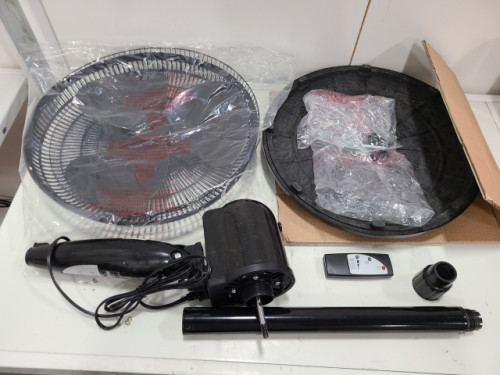 BLACK+DECKER OSCILLATING STANDING FAN BLACK 3 SPEED SETTINGS WITH REMOTE CONTROL - 16" - BLACK (MODEL: BFSR16B) image 2