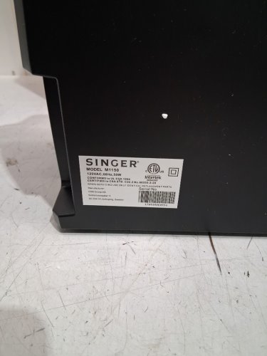SINGER Lightweight & Portable Sewing Machine With 45 Stitch Applications - Black (model: m1150) image 5