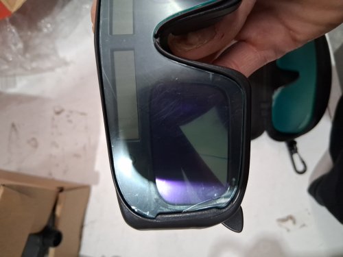 trqwh goggles and replacement lenses for welding with hard case - black image 3