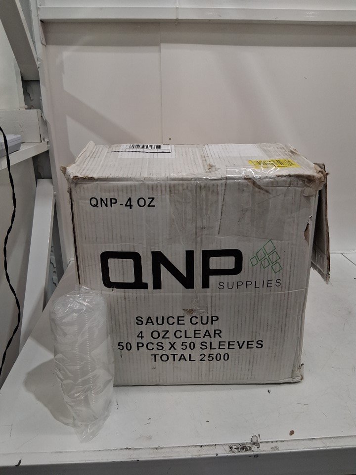 2500PK QNP SUPPLIES PLASTIC DISPOSAB… | King of the North Auction