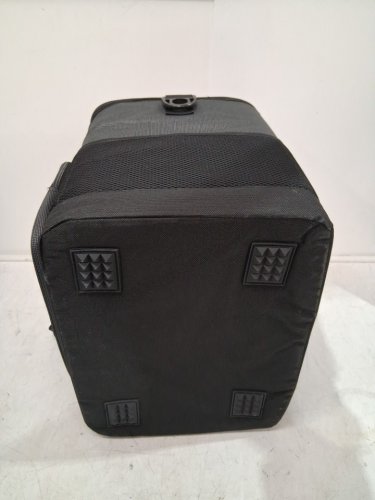 KOOLATRON SOFT BAG ICELESS PORTABLE TRAVEL COOLER BAG WITH SHOULDER STRAP- 12V - 13L/14QT - BLACK/GREY (MODEL: D13) image 5