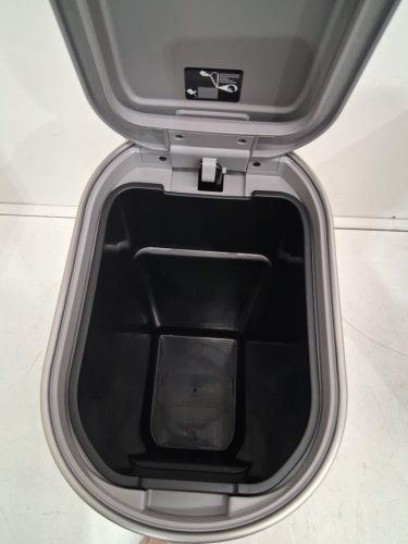 KOHLER STEP TRASH CAN WITH POP-OPEN LID - 2.1 GAL - SILVER (MODEL: 1938012) image 3