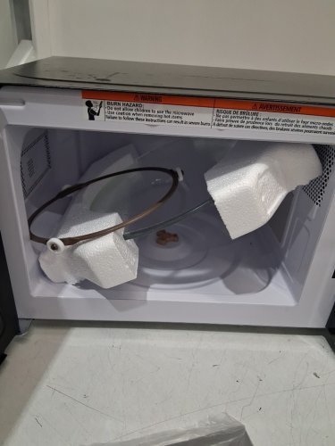DANBY COUNTERTOP MICROWAVE OVEN - 0.7 CU/FT - BLACK ( MODEL- DBMW0721BBB) image 5