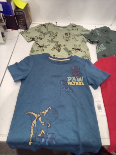 4 ASSORTED BOY'S SHIRTS - SIZE 6 image 3