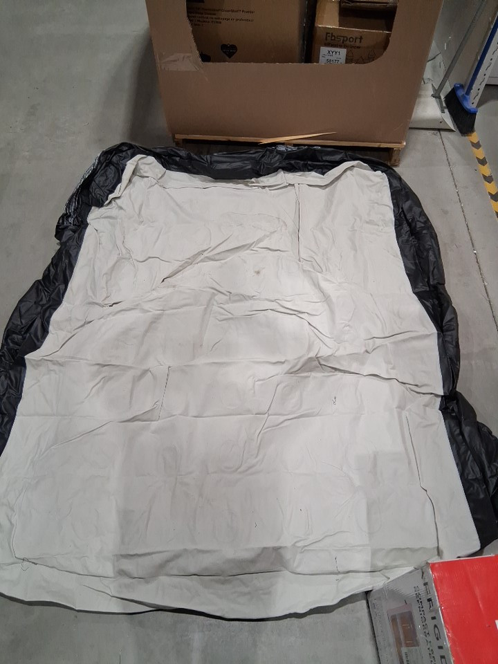 Amazon Basics Inflatable air Mattress with Built in Pump - Queen - Black (Model: ht-688) image 3