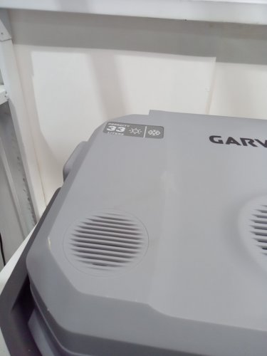 GarveeTech Electric Cooler & Warmer Portable Car Refridgerator - 33L - Grey (Model: CBP-33L-A) image 4