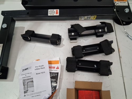 MAXXHAUL PRO-GRADE DELUXE HITCH MOUNT RACK 4-BIKES - 150LB MAX - BLACK (MODEL: 70210) image 5