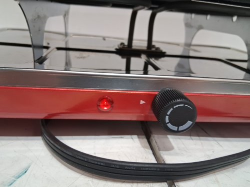 Starfrit The Rock Electric Raclette - 8 Person Party Grill - 8 Spatulas - Reversible Plate - 1500W - red/black - (model: ‎024403-002-0000) image 4