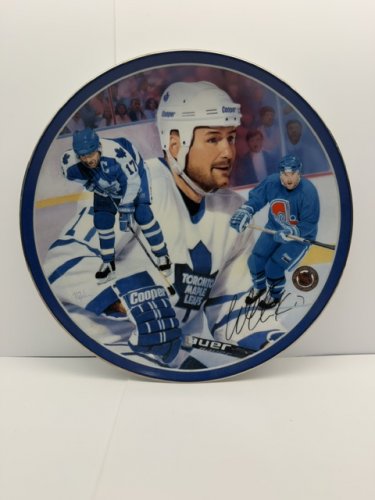 NHL TORONTO MAPLE LEAFS WENDEL CLARK #17 HEROES ON ICE 4TH ISSUE "HEART AND SOUL" LIMITED EDITION PLATE  - BY RON DEFELICE image 6