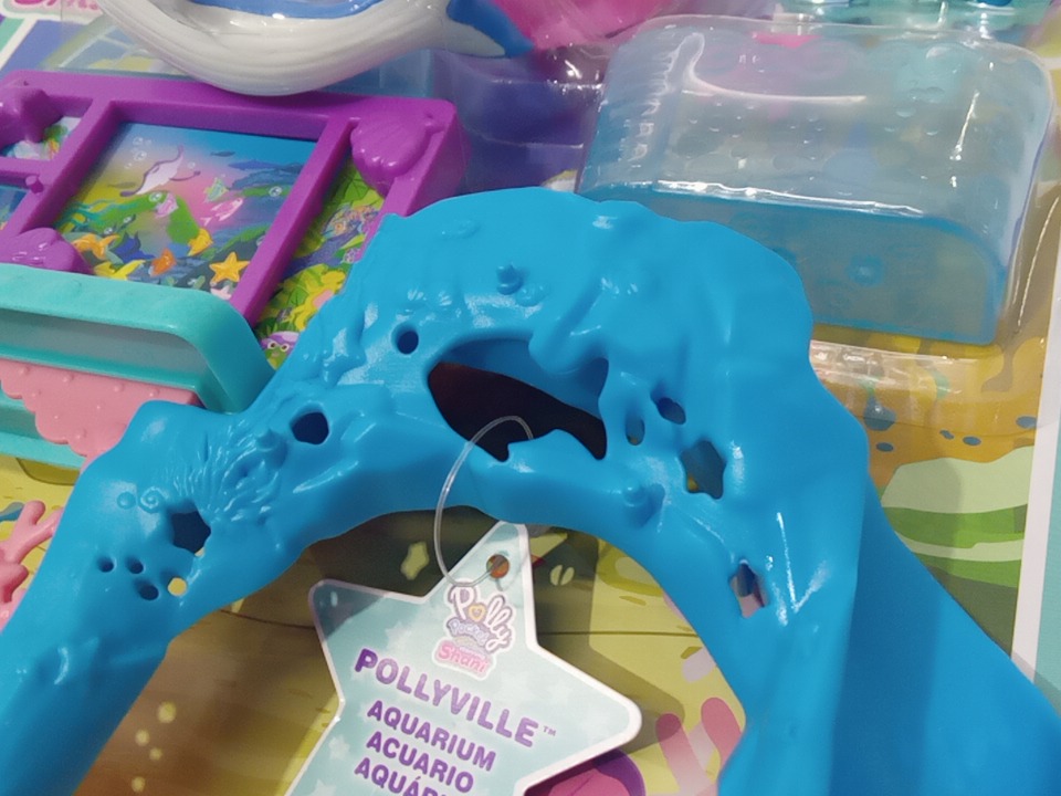 Polly Pocket Coffret Loutre Aquatique, thème aquarium, avec mini-figurines Polly et Nicolas, 5 surprises, 12 accessoires, jouet pour enfant, HCG16 : Polly Pocket