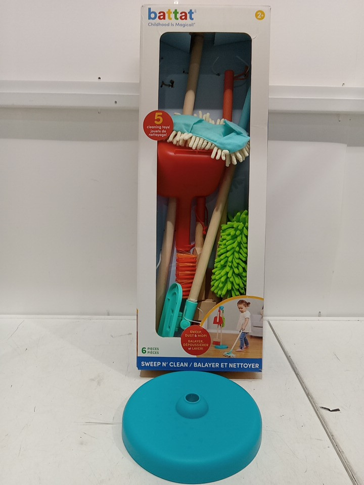 6PC BATTAT KID'S CLEANING PRETEND PLAY KIT SWEEP N' CLEAN - MULTICOLOR (MODEL: BT4732CIZ) image 3