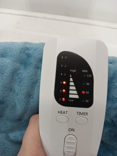 plush heating pad with 6 Temperature Levels - 2.2lb, 12" x 24" - blue (model:tk-hp2412) image 4