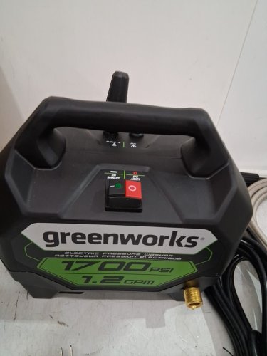GREENWORKS COLD WATER ELECTRIC PRESSURE WASHER - 1700 PSI - 1.2GPM - 13 AMP - GREEN (MODEL: GPW1704) image 6