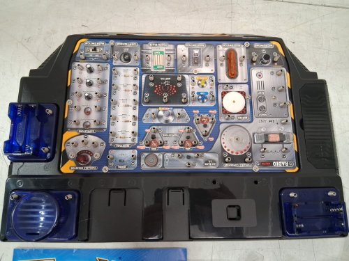 Tronex Interactive Projects 100+ Circuit Science STEM Kit Electronics Experiments with Real Circuits & Smart Sensors Educational Learning for Kids - ages 8+ - multi-color (MODEL: 32100) image 4