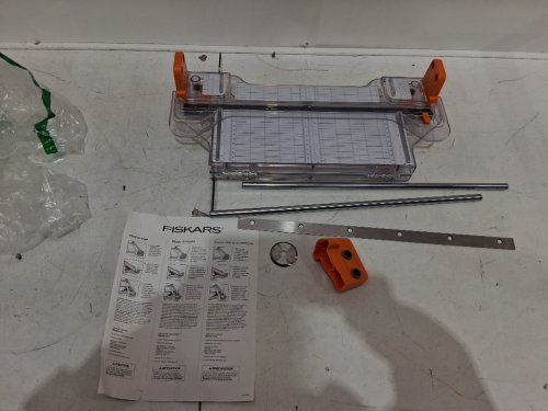 Fiskars ProCision Rotary Bypass Paper Trimmer - 12" Cut Length - clear/orange (model:‎100580-1002) image 3