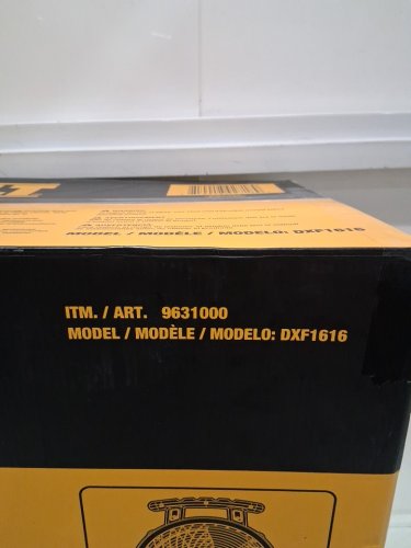 DEWALT 3-SPEED 4000CFM 360° ADJUSTABLE TILTING AIRFLOW FLOOR FAN - 16" - YELLOW/BLACK (MODEL:DXF1616/ 9631000) image 3