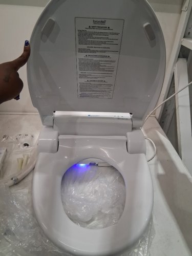 brondell swash electric bidet toilet seat with heat functions & remote control - elongated - white (model: SE600-eW) image 5
