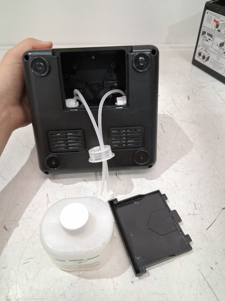 WELL WITH YOU AUTOMATIC PORTABLE BUBBLE MACHINE - BLACK image 4