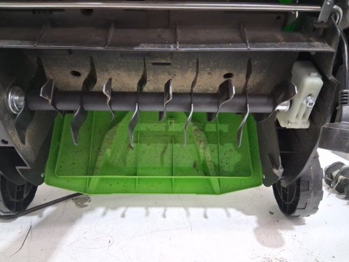 GREENWORKS 13 AMP 14" CORDED DETHATCHER (MODEL: DHA103) image 9