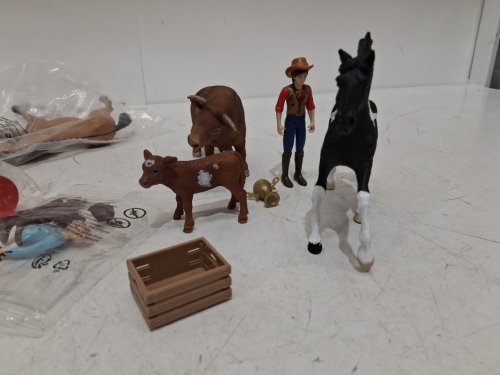 42Pc schleich farm world rodeo show - multicolor (model: 42679) image 4