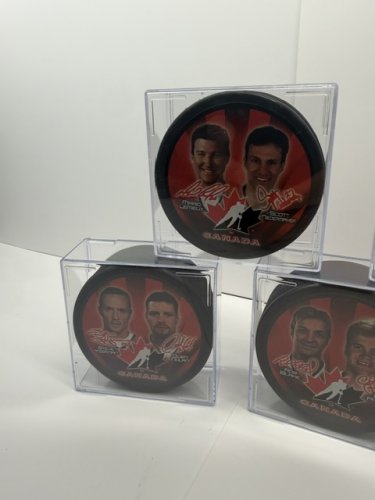 5PC SET COLLECTIBLE TEAM CANADA SALT LAKE 2002 MCDONALDS COLLECTOR HOCKEY PUCKS image 7
