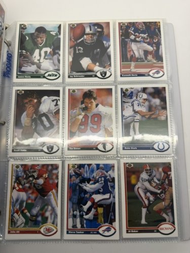 750 APPROX ASSSTD 1991 UPPER DECK NFL FOOTBALL CARDS image 11