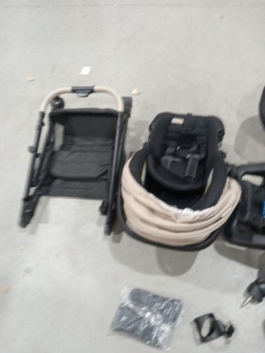 Safety 1st Raya Lightweight Stroller with Bassinet and Infant Car Seat Combo - tan/Black (Model: 01179CSATa) image 6