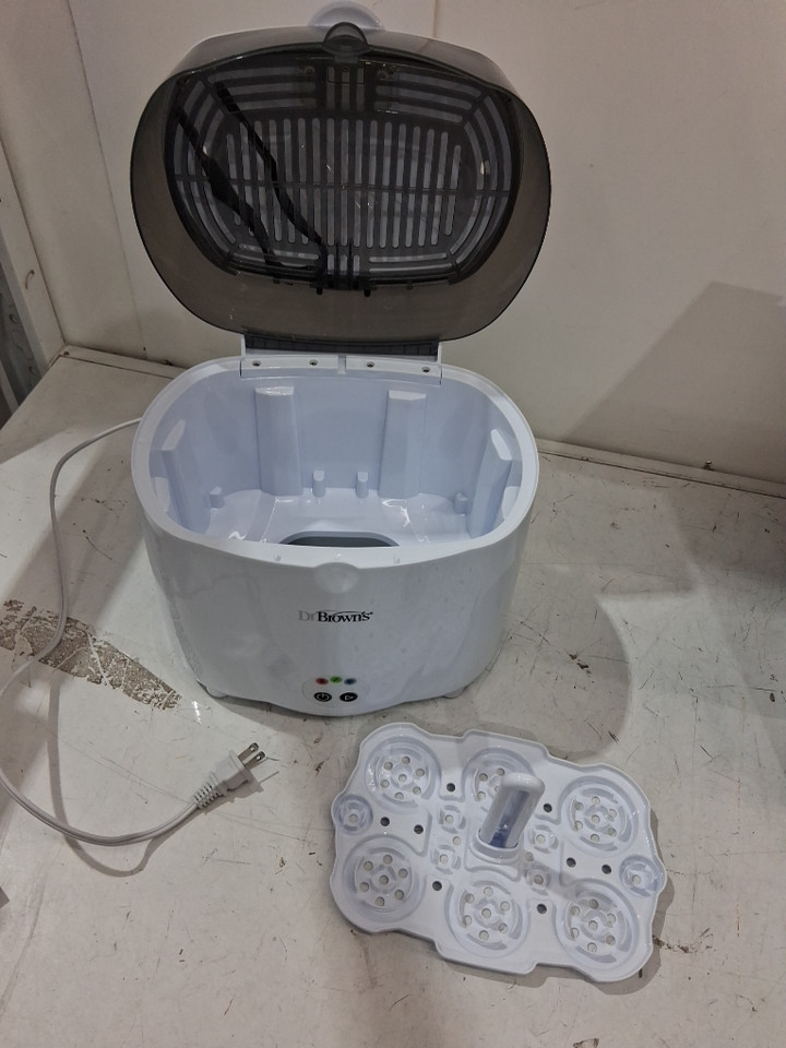 DR BROWNS NATURAL FLOW DELUXE BOTTLE STERILIZER ELECTRIC STEAM SYSTEM - STERILIZES 6 BOTTLES AT ONCE - white (model: AC045) image 3
