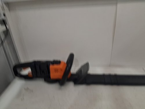 WORX CORDLESS HEDGE TRIMMER *TOOL ONLY* - 24" - 40V - BLACK/ORANGE (MODEL: WG284.9) image 3