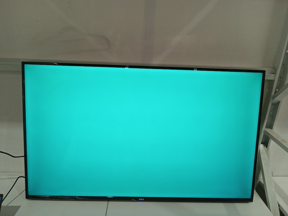 RCA 4K UHD LED TV - 60hz, 8.0ms Response Time, 16:9 - 58" - (Model: RTU5850) image 4