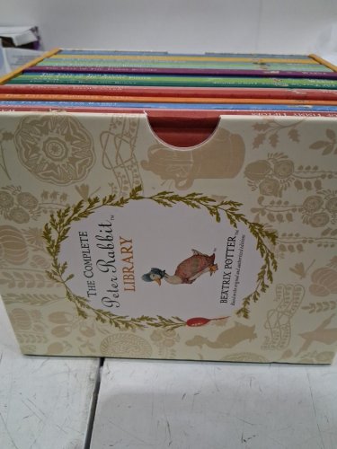 23PC (HARDCOVER) The Complete Peter Rabbit Library by Beatrix Potter (model: 2119727) image 3