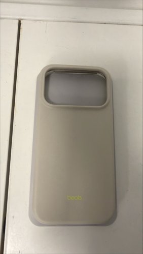 Beats case with MagSafe & Camera control FOR iPhone 17 Pro - Stone (model: A3507) image 3