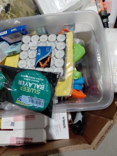assorted MIXED item MYSTERY PALLET - VARIOUS PRODUCTS - aprox 300+ - (pallet #27) image 4
